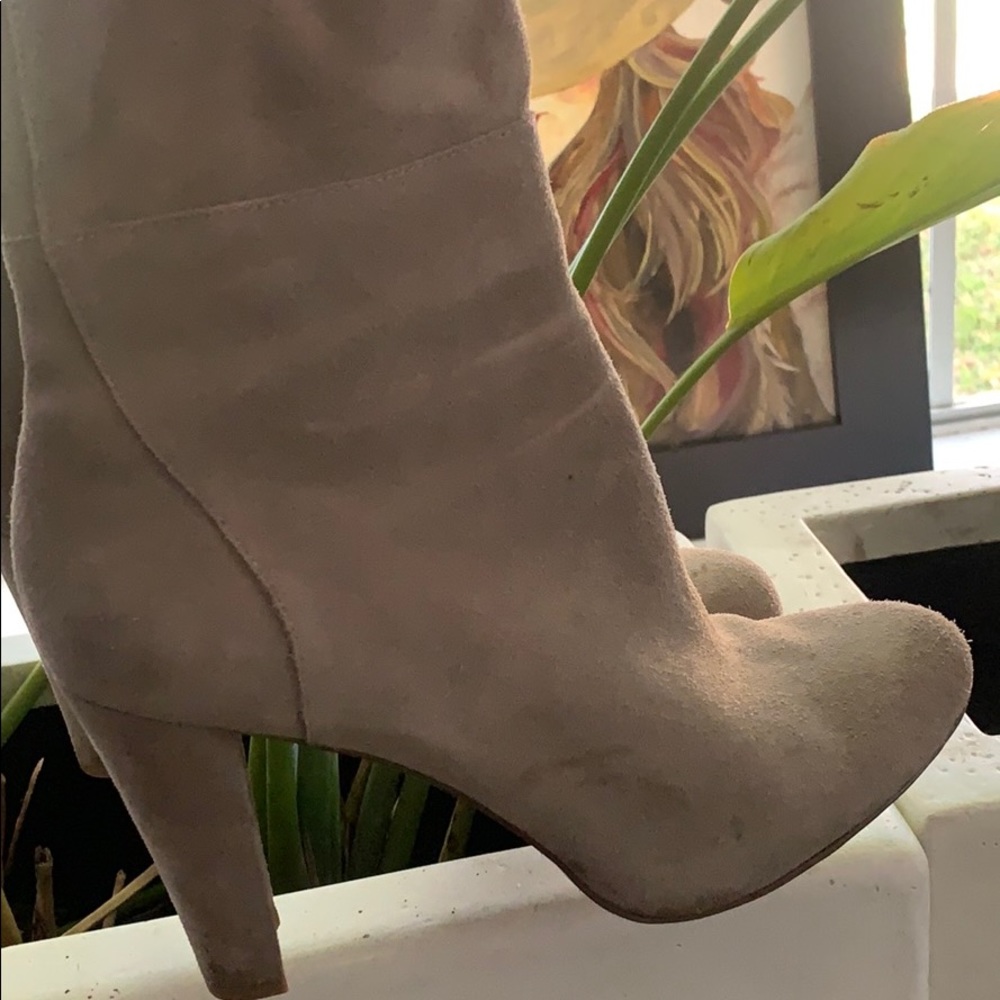 Over the knee boots suede light gray, 3 inch heels